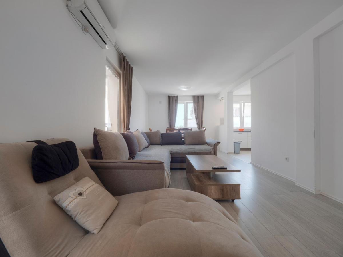 Family Three Bedroom Apartment Brando Budva Kültér fotó