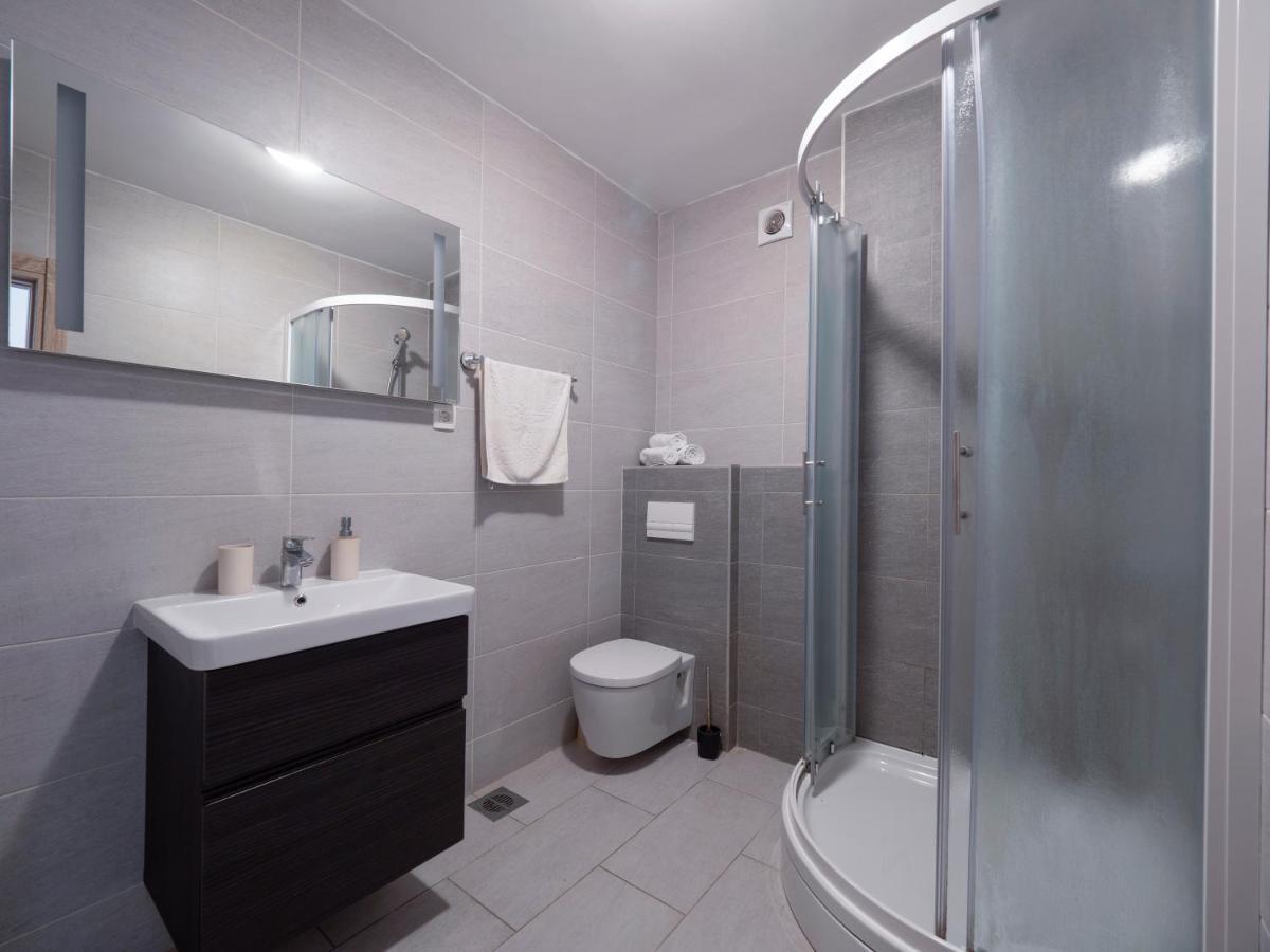 Family Three Bedroom Apartment Brando Budva Kültér fotó